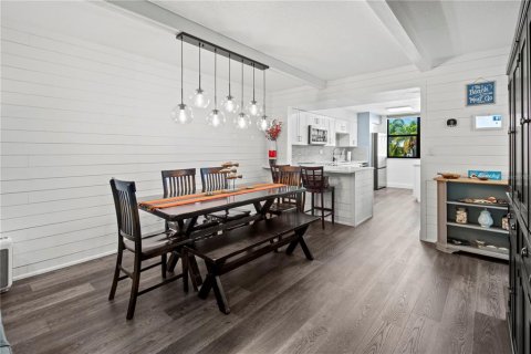 Condo in Longboat Key, Florida, 2 bedrooms  № 1203664 - photo 21