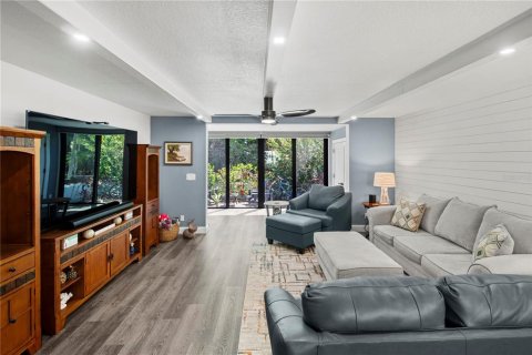 Condo in Longboat Key, Florida, 2 bedrooms  № 1203664 - photo 22