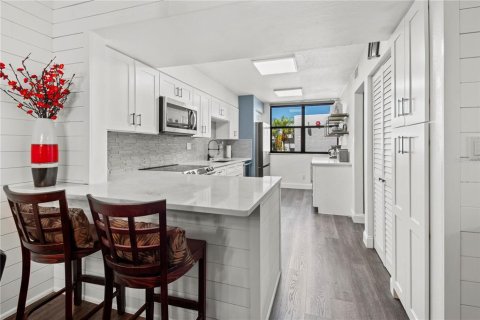 Condo in Longboat Key, Florida, 2 bedrooms  № 1203664 - photo 17