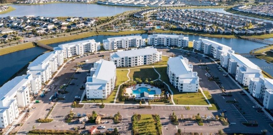 Condominio en Kissimmee, Florida, 2 dormitorios  № 1832004