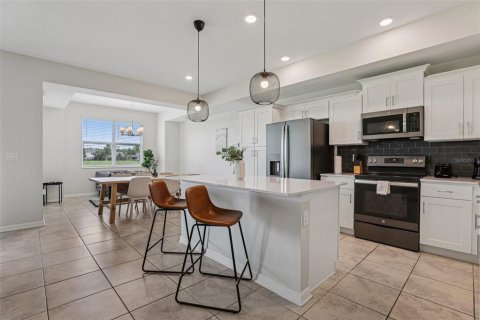Condominio en venta en Kissimmee, Florida, 2 dormitorios, 110.18 m2 № 1832004 - foto 4