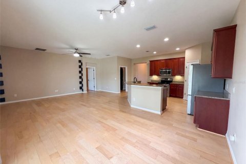House in Leesburg, Florida 4 bedrooms, 207.73 sq.m. № 2230246 - photo 11