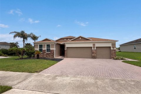 House in Leesburg, Florida 4 bedrooms, 207.73 sq.m. № 2230246