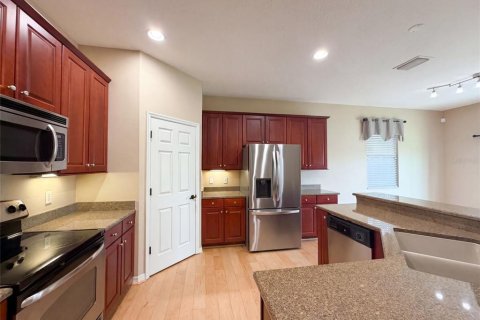 House in Leesburg, Florida 4 bedrooms, 207.73 sq.m. № 2230246 - photo 7