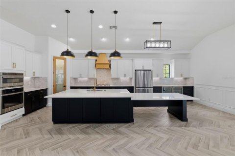 Купить виллу или дом в Одесса, Флорида 15 комнат, 301.65м2, № 2092223 - фото 12