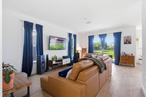 Villa ou maison à vendre à Orlando, Floride: 3 chambres, 183.95 m2 № 2111295 - photo 14