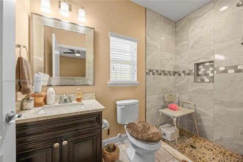 House in Jacksonville, Florida 3 bedrooms, 283.72 sq.m. № 1825792 - photo 26