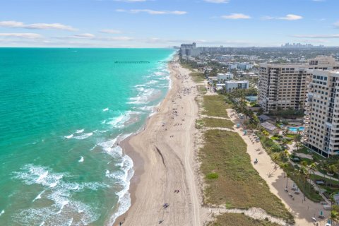 Copropriété à vendre à Lauderdale-by-the-Sea, Floride: 1 chambre, 100.33 m2 № 2188714 - photo 29