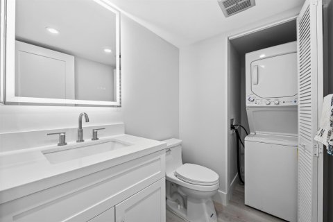 Copropriété à vendre à Lauderdale-by-the-Sea, Floride: 1 chambre, 100.33 m2 № 2188714 - photo 17