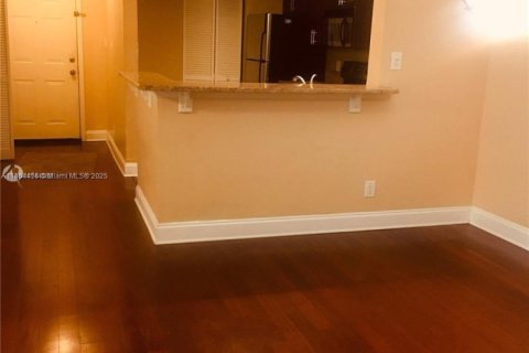 Copropriété à louer à Coral Springs, Floride: 2 chambres, 103.49 m2 № 1893374 - photo 10