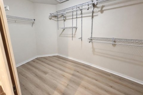 Villa ou maison à vendre à Kissimmee, Floride: 4 chambres, 229.38 m2 № 2405307 - photo 23