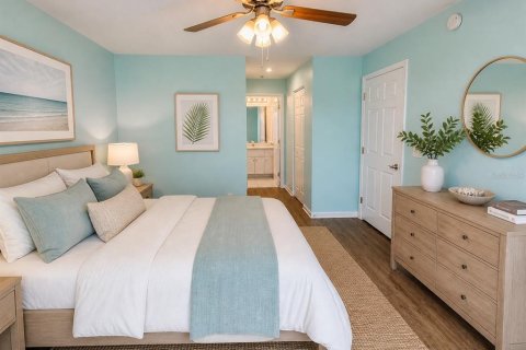 Condo in Apollo Beach, Florida, 2 bedrooms  № 2219345 - photo 8
