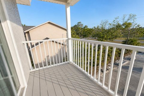 Condo in Apollo Beach, Florida, 2 bedrooms  № 2219345 - photo 16