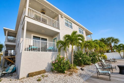 Condo in Apollo Beach, Florida, 2 bedrooms  № 2219345 - photo 17