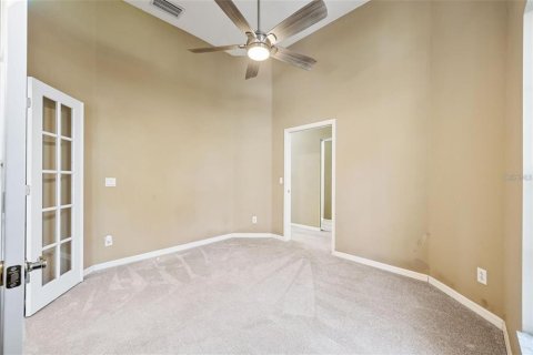 Villa ou maison à louer à Lutz, Floride: 5 chambres, 326.27 m2 № 2092128 - photo 15