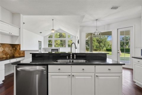 Villa ou maison à louer à Lutz, Floride: 5 chambres, 326.27 m2 № 2092128 - photo 29