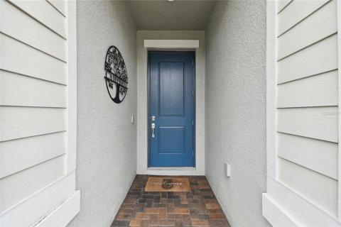 House in CONNERTON

 in Land O' Lakes, Florida 3 bedrooms, 201.88 sq.m. № 1754469 - photo 2