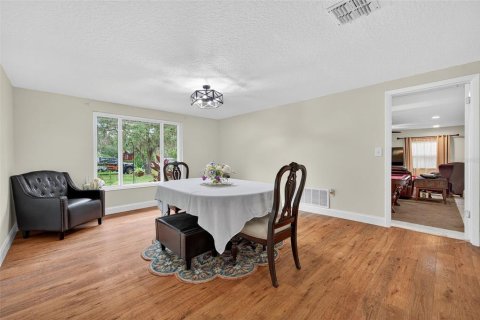 House in Hudson, Florida 4 bedrooms, 254.18 sq.m. № 1918328 - photo 25