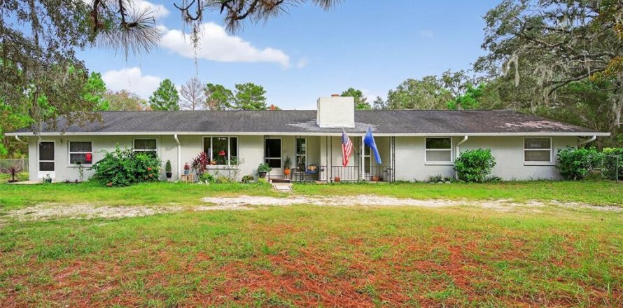 House in Hudson, Florida 4 bedrooms, 254.18 sq.m. № 1918328
