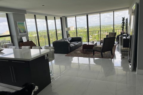Condo in Miami, Florida, 2 bedrooms  № 2076336 - photo 3