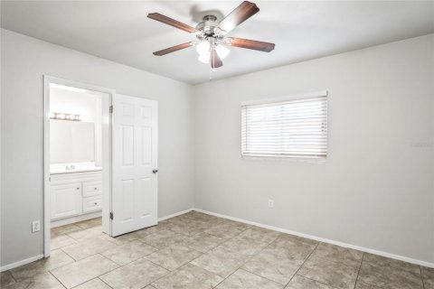 House in Clearwater, Florida 3 bedrooms, 168.9 sq.m. № 1902296 - photo 17
