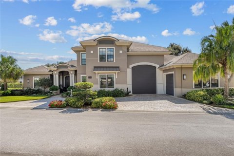 House in Polk City, Florida 3 bedrooms, 325.25 sq.m. № 2106447 - photo 6