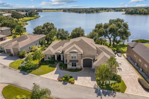 Villa ou maison à Polk City, Floride 3 chambres, 325.25 m2 № 2106447