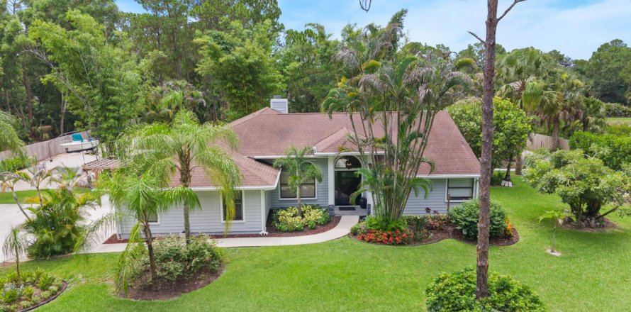 House in Jupiter, Florida 3 bedrooms, 193.14 sq.m. № 2191117