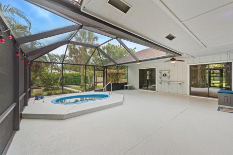 House in Jupiter, Florida 3 bedrooms, 193.14 sq.m. № 2191117 - photo 22