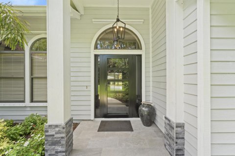 House in Jupiter, Florida 3 bedrooms, 193.14 sq.m. № 2191117 - photo 3