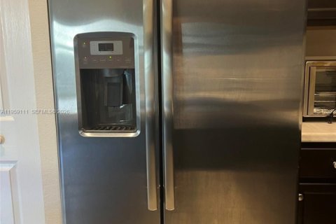 Townhouse in Homestead, Florida 3 bedrooms, 154.12 sq.m. № 2017861 - photo 27