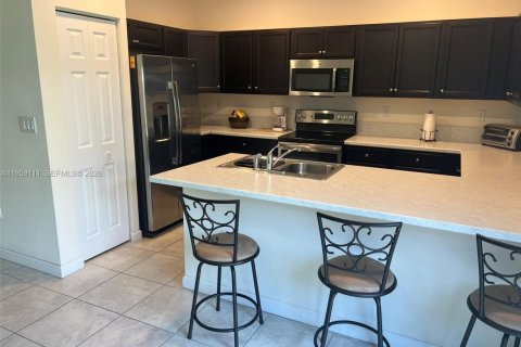 Townhouse in Homestead, Florida 3 bedrooms, 154.12 sq.m. № 2017861 - photo 25