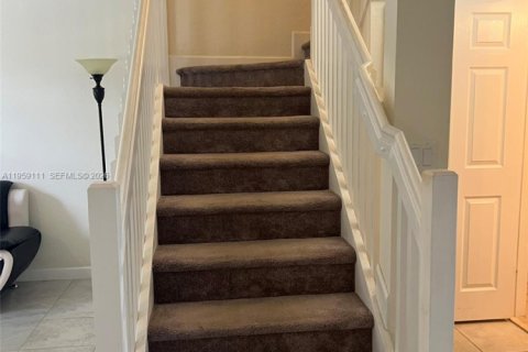 Townhouse in Homestead, Florida 3 bedrooms, 154.12 sq.m. № 2017861 - photo 29