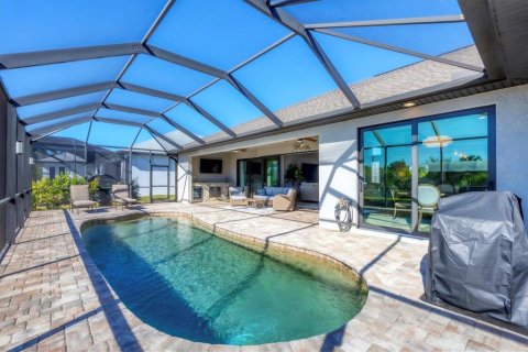House in Port Charlotte, Florida 3 bedrooms, 195.47 sq.m. № 1519974 - photo 8