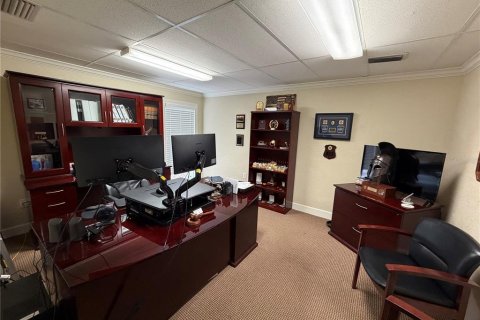 Propiedad comercial en venta en Tampa, Florida, 281.03 m2 № 2143562 - foto 16