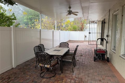 Propiedad comercial en venta en Tampa, Florida, 281.03 m2 № 2143562 - foto 6
