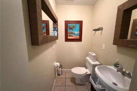Propiedad comercial en venta en Tampa, Florida, 281.03 m2 № 2143562 - foto 18
