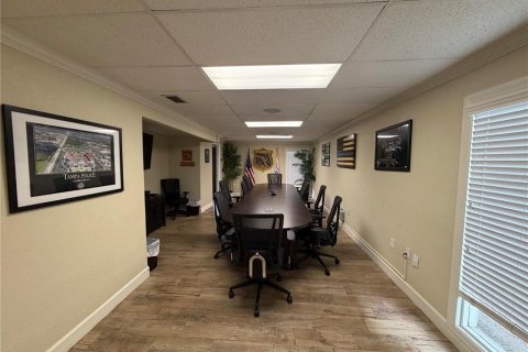 Propiedad comercial en venta en Tampa, Florida, 281.03 m2 № 2143562 - foto 4