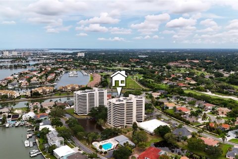 Condominio en venta en Saint Petersburg, Florida, 2 dormitorios, 137.12 m2 № 2200998 - foto 27