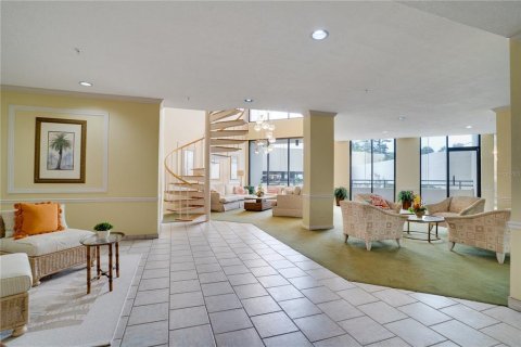Condominio en venta en Saint Petersburg, Florida, 2 dormitorios, 137.12 m2 № 2200998 - foto 25
