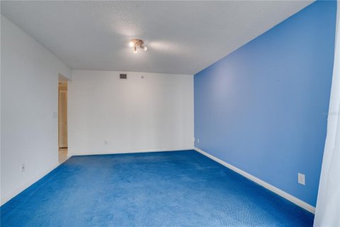 Condominio en venta en Saint Petersburg, Florida, 2 dormitorios, 137.12 m2 № 2200998 - foto 13