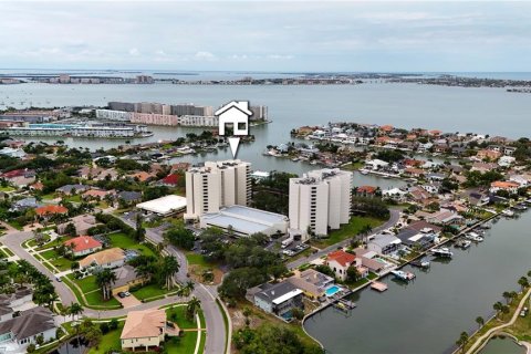 Condominio en venta en Saint Petersburg, Florida, 2 dormitorios, 137.12 m2 № 2200998 - foto 28