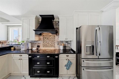 Villa ou maison à vendre à Palmetto, Floride: 3 chambres, 338.63 m2 № 2147626 - photo 13