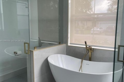 Casa en alquiler en Hollywood, Florida, 4 dormitorios, 204.38 m2 № 2064334 - foto 15