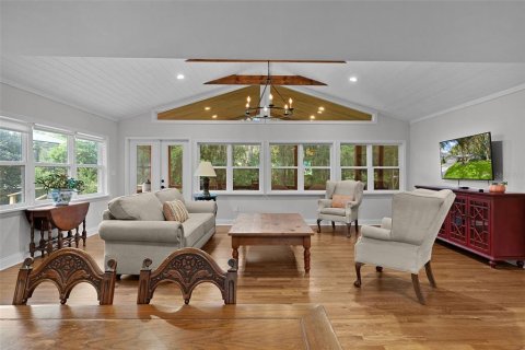 House in Ocala, Florida 4 bedrooms, 217.3 sq.m. № 2419846 - photo 24