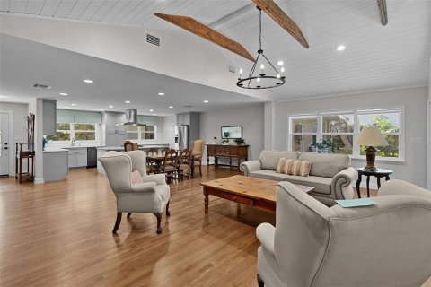 House in Ocala, Florida 4 bedrooms, 217.3 sq.m. № 2419846 - photo 28