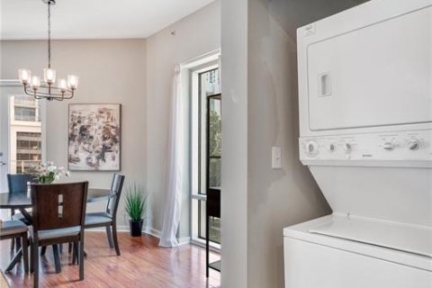 Touwnhouse à louer à Orlando, Floride: 1 chambre, 99.5 m2 № 2211598 - photo 14