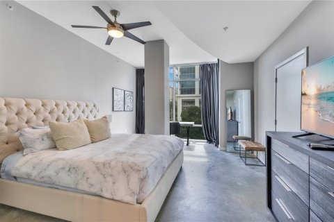 Touwnhouse à louer à Orlando, Floride: 1 chambre, 99.5 m2 № 2211598 - photo 16