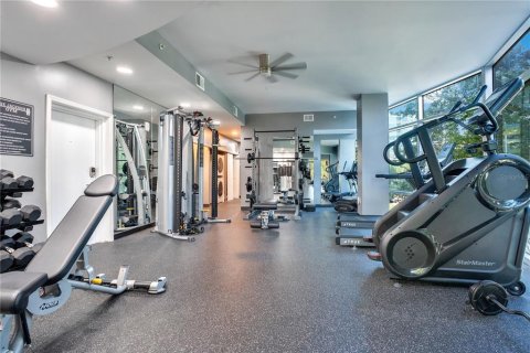 Touwnhouse à louer à Orlando, Floride: 1 chambre, 99.5 m2 № 2211598 - photo 23