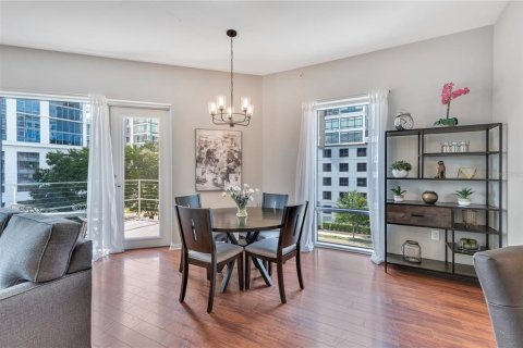 Touwnhouse à louer à Orlando, Floride: 1 chambre, 99.5 m2 № 2211598 - photo 9